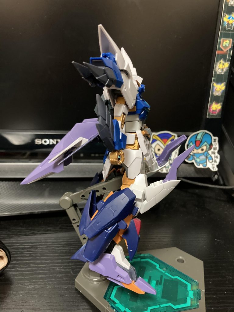 バスタードガンダム–3枚目/制作者：ほねつぎのヒト