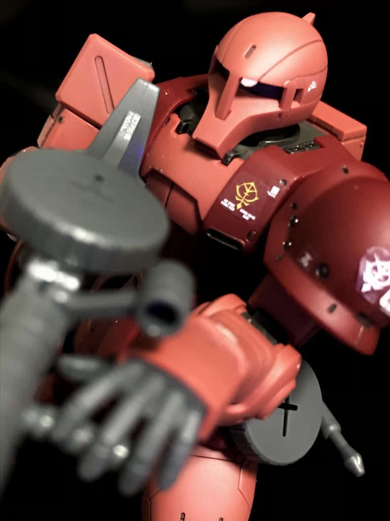 ほんの少しガンマカで塗り、あとは墨入れとツヤ消しだけで、特に説明はありません。そのままで十分にカッコいいキットです(^^)