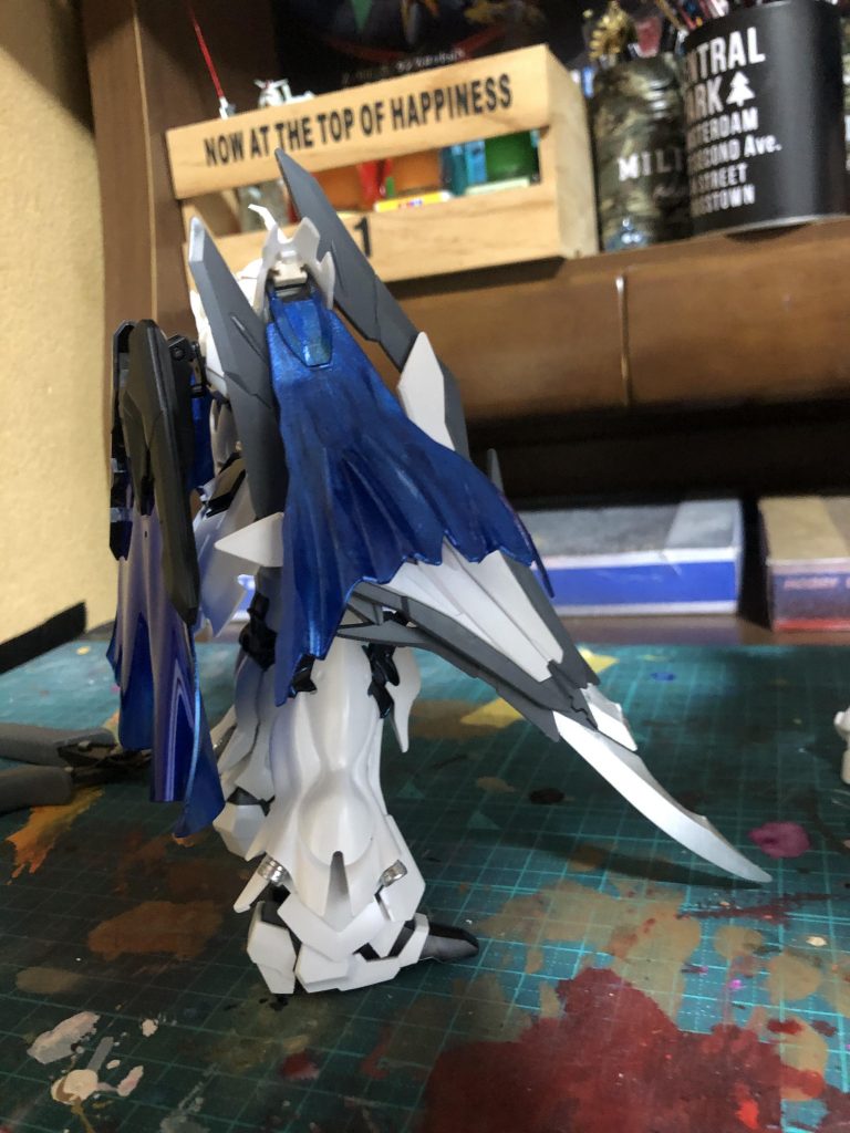 ヴァイスナイト–3枚目/制作者：ゆう