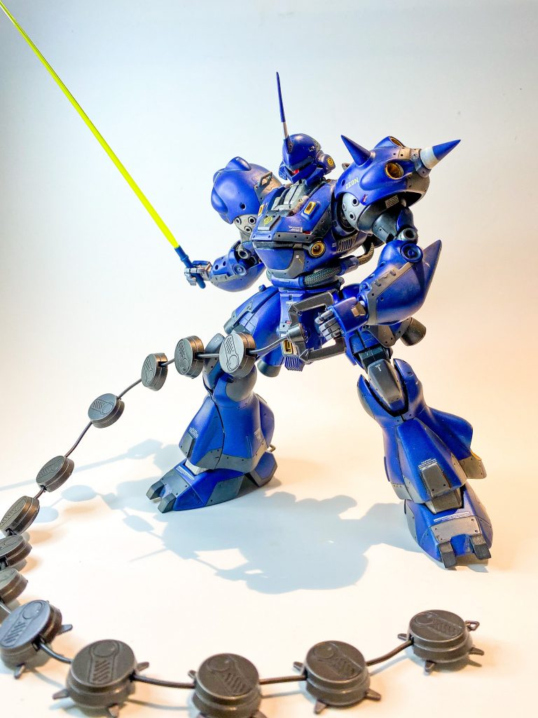 キャンディー塗装の上から艶消しウォッシング仕上げです。弱い装甲を更にツギハギ、煤けた工場で組んだので埃っぽい感じにしてみました。