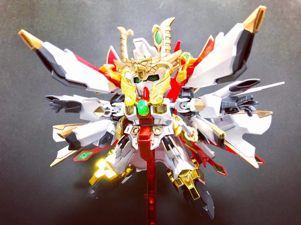 この状態になると両方6門の『天翼大目牙(フェザーオメガ)』より天動奥義『聖鳳炎凰破(せいほうえんおうは)』が放たれる