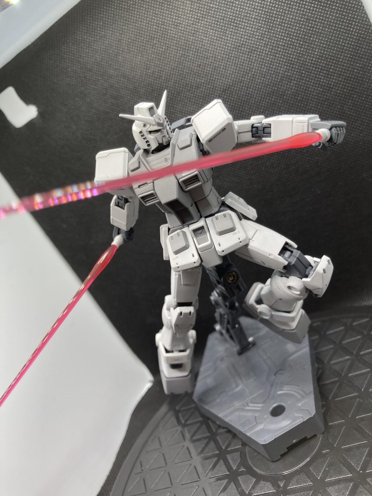 突貫してそうなポージング