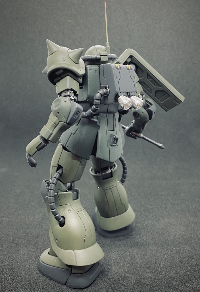 ・シールド裏は地味に塗り分け