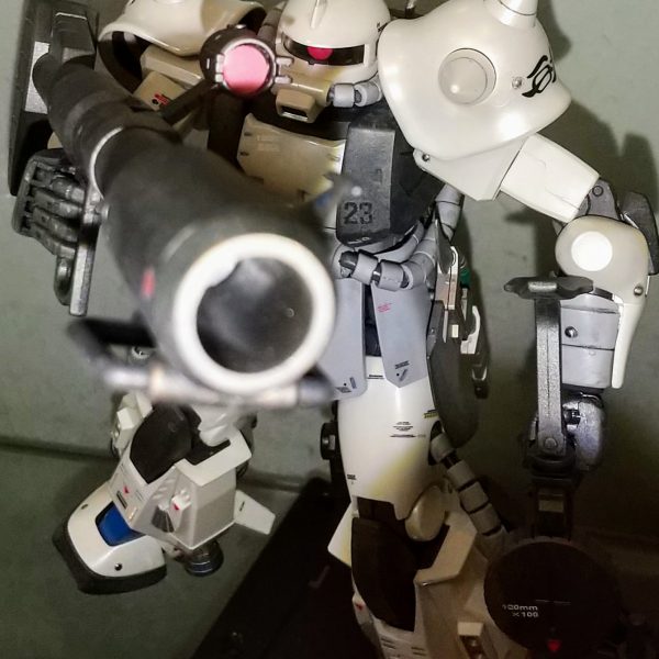 ザクの日（３月９日）なので