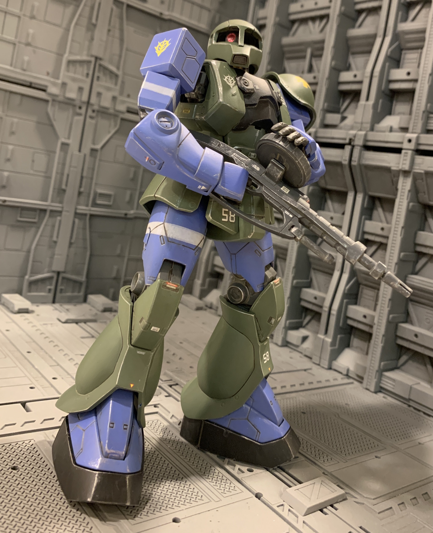 MS-05B ZAKU-I 旧ザクMG 全塗装完成品 - プラモデル