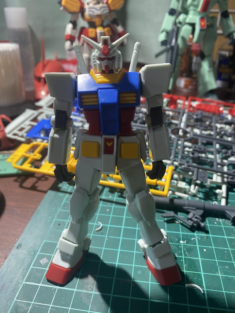肩位置のビフォーアフター。これはもう好みの問題ですね。
