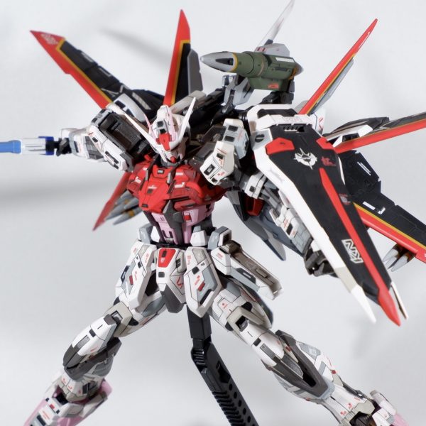 ガンダムコンバージ ストライクルージュ エールストライカー装備