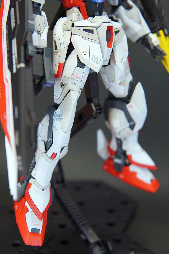 スジボリがんばってみました、線がガタガタで練習が必要です。