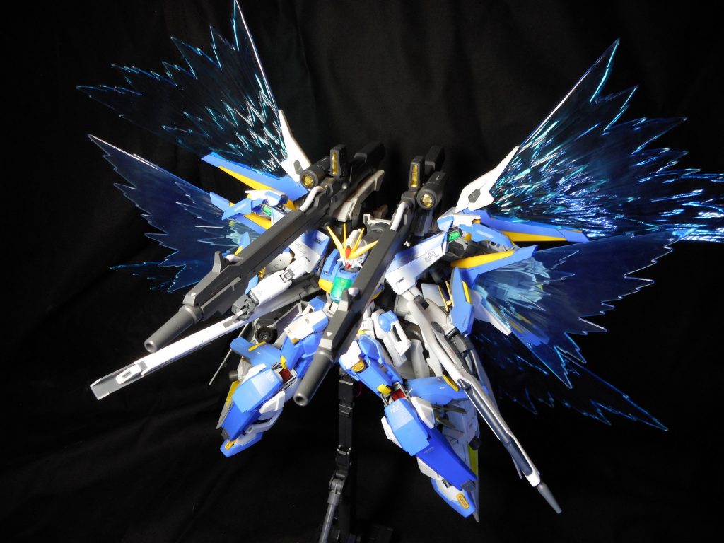 トリプルサテライトキャノン発射形態ビームリフレクター展開