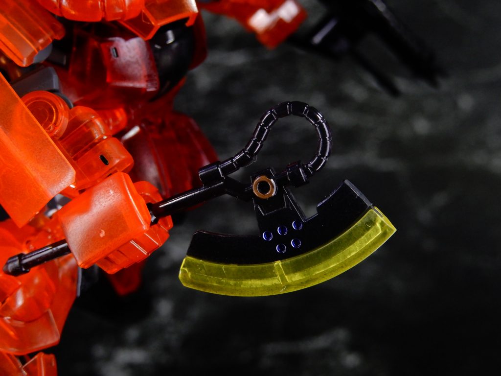 ヒートホークに少しだけ色を入れています。