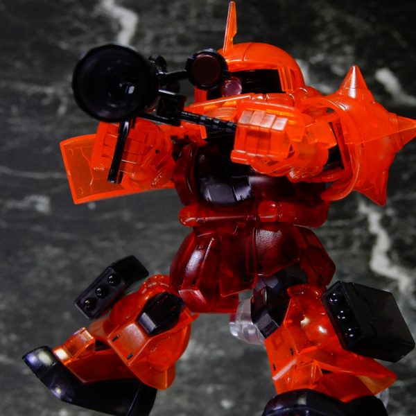 SDクロスシルエット　シャア専用ザク（クリアレッド）