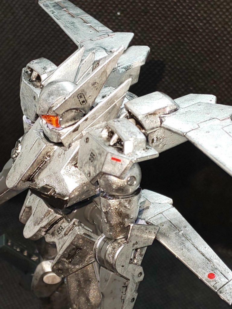 ユニオンフラッグを旧日本軍っぽく…まあ匂わせる程度ですけど。塗り方はnipperさんの銀塗装のやり方(https://nippper.com/2021/01/19742/)を参考にしていますが、難しかったですね。ただ塗ってる時はめっちゃ楽しかったです。