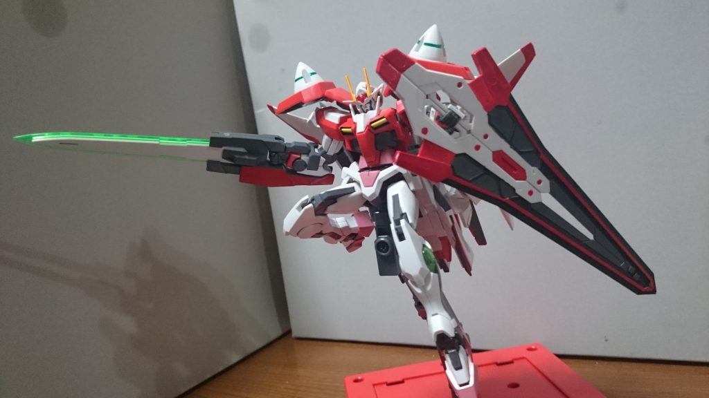 GNバスターソードIIIを持たせて……本来はここまでなんスけど、METAL ROBOT魂の全部乗せは当然やりたいし、ろまんなわけで…