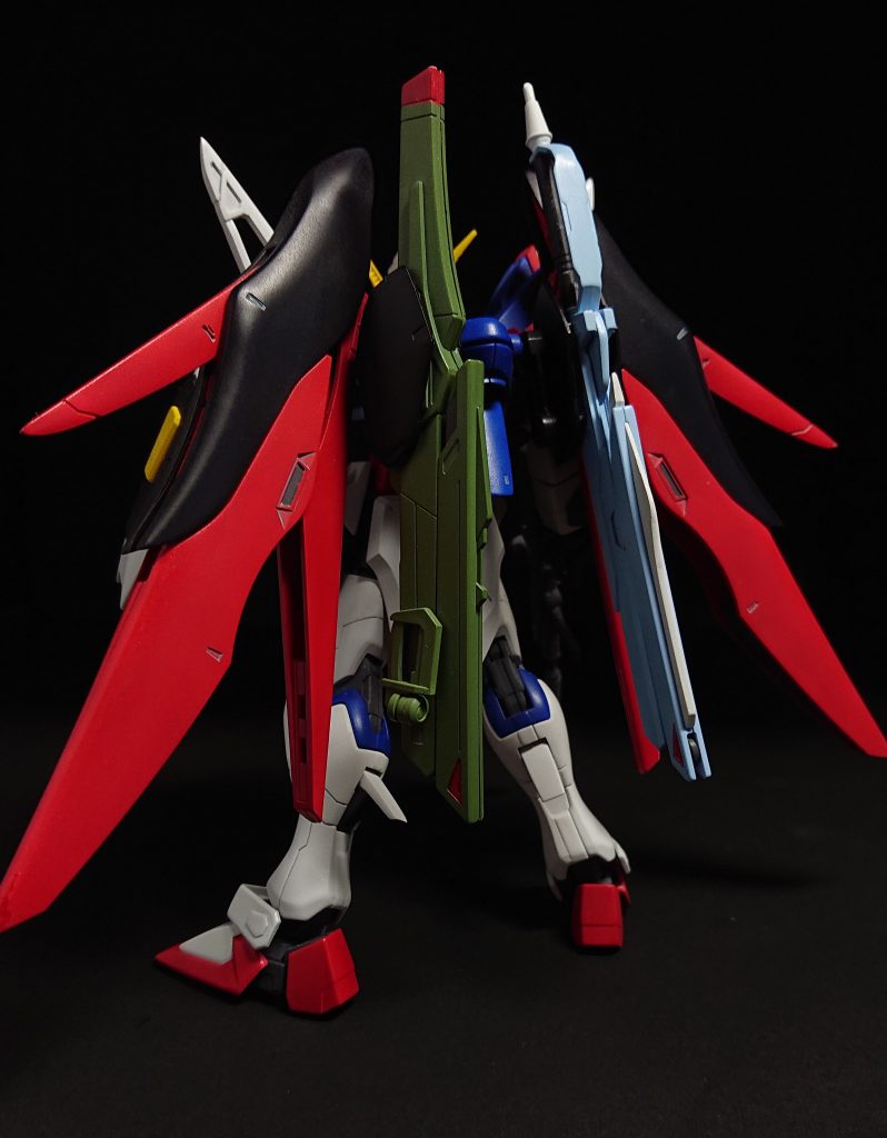 素立ち（後面）アロンダイトの塗装が面倒くさかったです