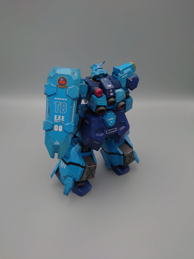 トリントン基地(Torrington Base)所属なのでTBのデカールを入れています。