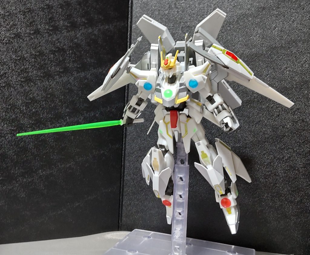ビームサーベルルナゲイザーガンダムに元から装備されている固定武装。これもあるシステムの起動状態で高出力状態になる。