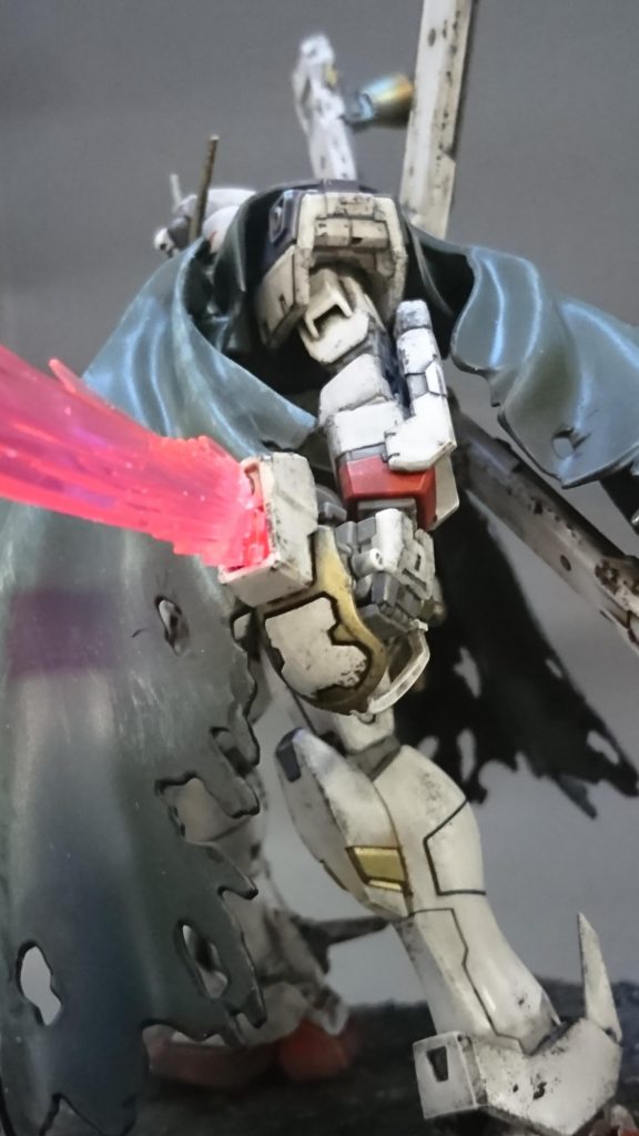 ビームザンバー。今回ビーム刃についてはそのままですが、またどこかのタイミングで塗装してみたいですね。