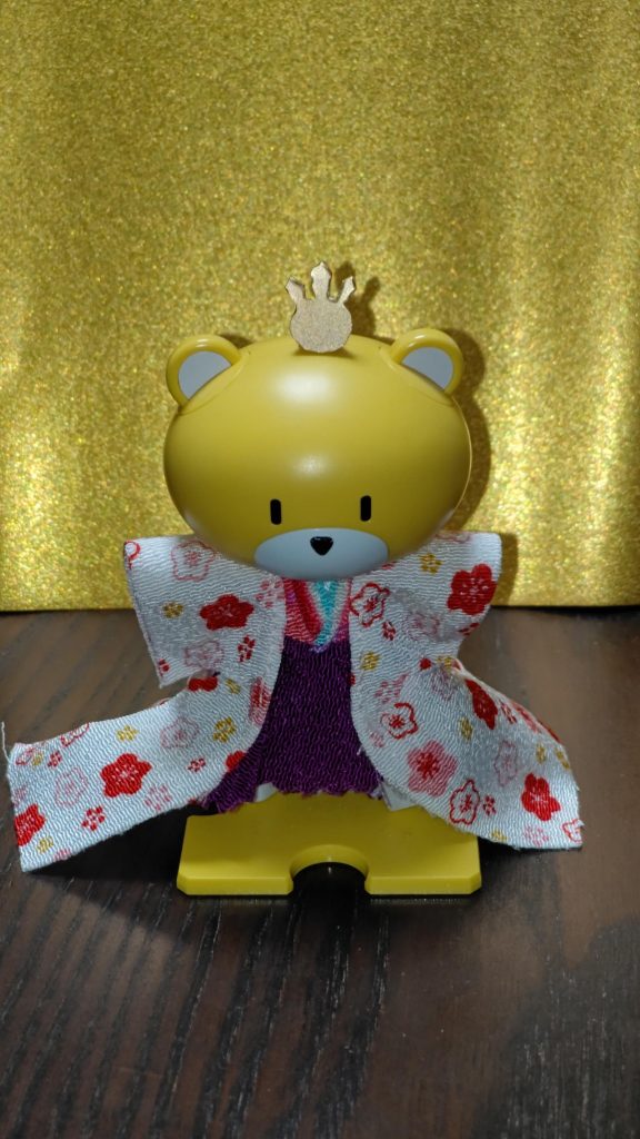 こちらは嫁作のお雛様 頭の飾りはプラ板で私が作成作りながら、これはプラモ作りか悩みましたが、ガンプラは自由だという言葉を免罪符に良いことにしましたまた機会があれば二人で作りたいですね
