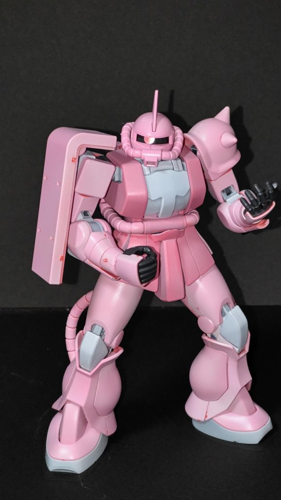 シャアザクは初めてのランナー塗装ちょっとランナー塗装はきれいに塗るのが難しい…私のエアブラシは充電式なので、ちょっとパワーが足らない?こちらは、桜ミクイメージ使ったのはこちらもガイアさんの桜ミクヘアピンクこちらは、ゲート跡含めて後日修正ですね