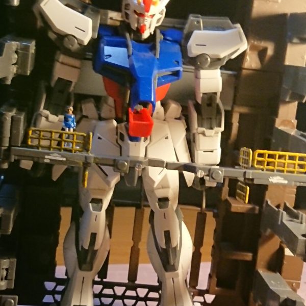 ストラクガンダム