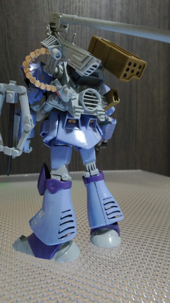 取り付けは背中のフックに引っかけるだけなのでとってもスムーズ