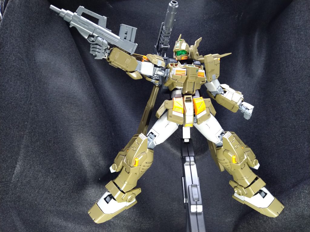 サブマシンガン装備