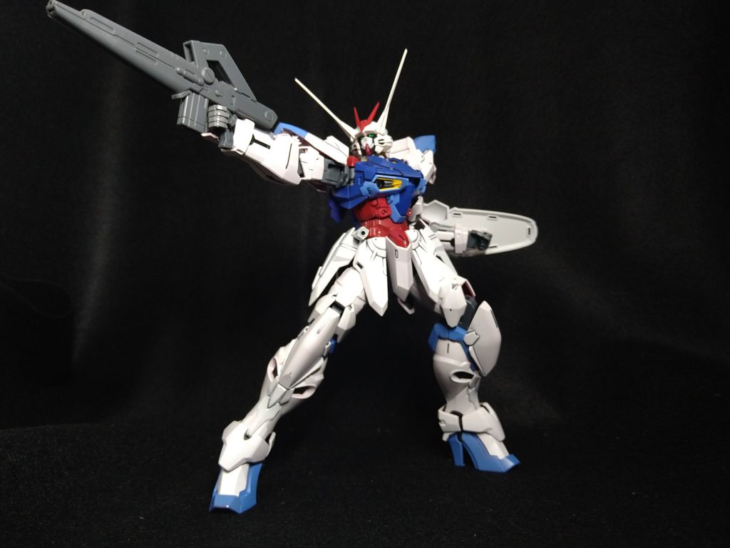 ビームライフル装備GP04のライフルを持たせてみたら余り違和感なくしっかり持ってくれた