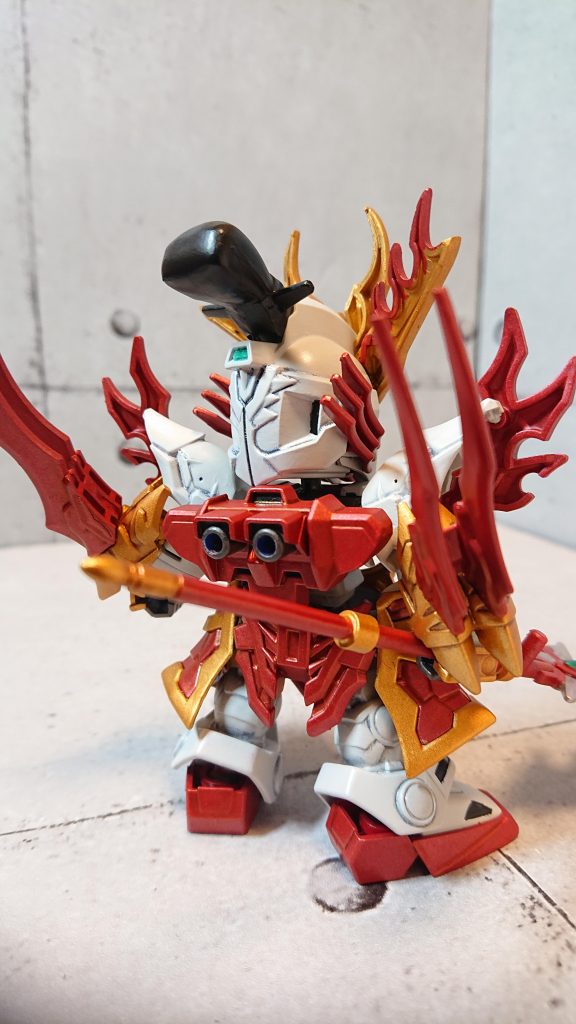 バックパックも號斗丸のものをカスタム。取り外し可能です。