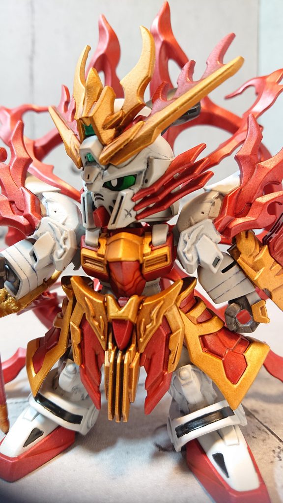 横山三国志リスペクトで右目と左ほっぺに傷を入れました。