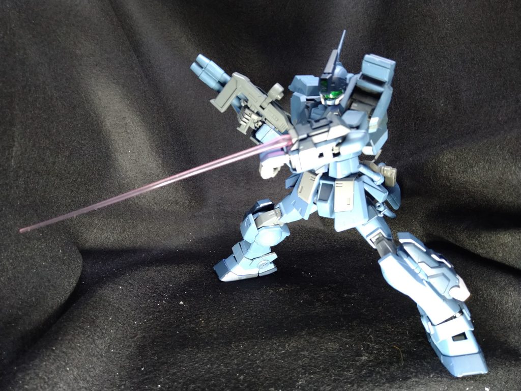 腕部ビームサーベル展開