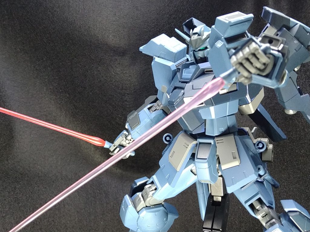 ビームサーベル装備