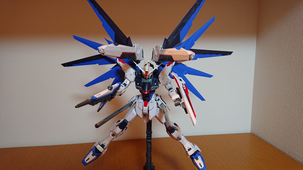 MG フリーダムガンダム ver2.0–5枚目/制作者：刺身オレンジ