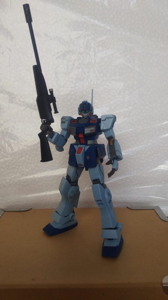 相変わらずの部分塗装ですがライフルは、砲身をプラ棒とプラパイプだ対戦車ライフル風にしています。