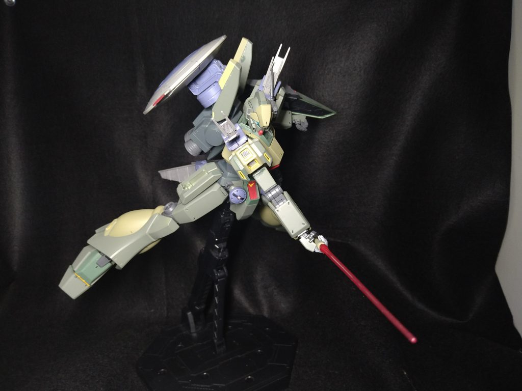 F90の長距離射撃戦時のサポートメカの位置づけで作成