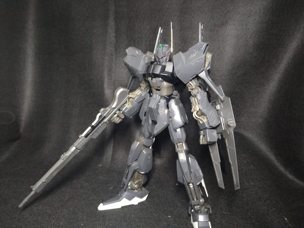 前面胸部パーツを百式改に流用して余ったパーツで作成