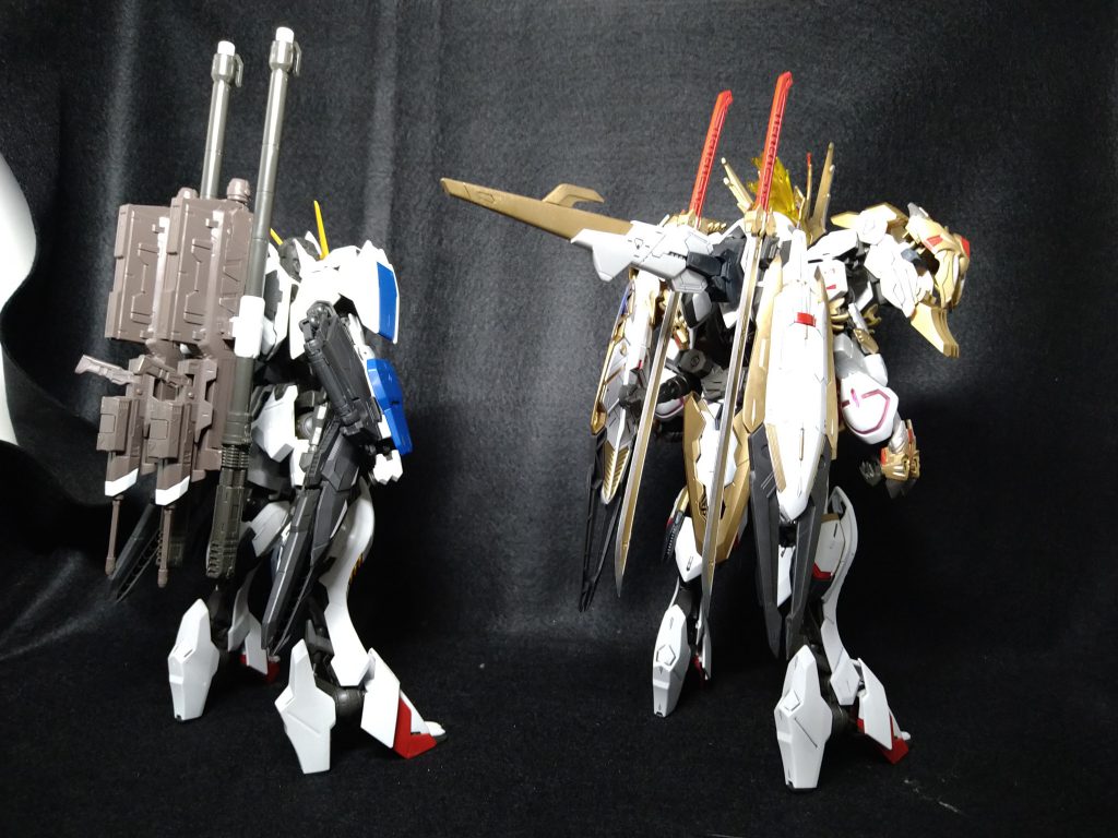 背面