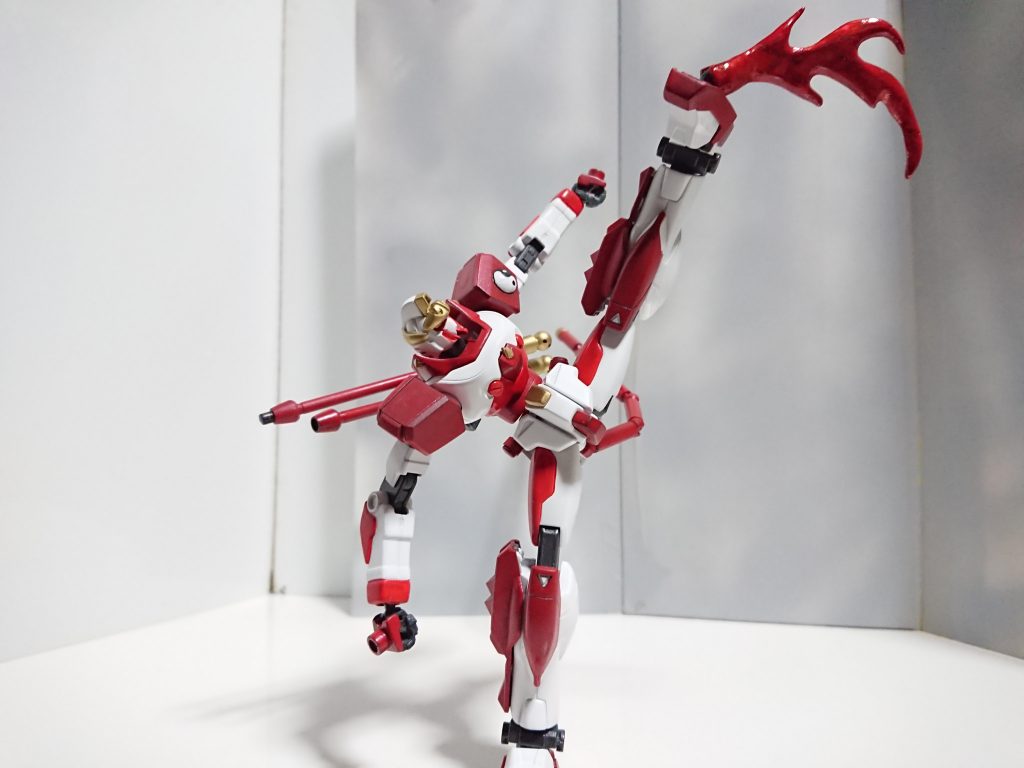 火のエフェクト如意棒や各部に取り付けれるエフェクト。パテで作りましたエフェクト色もいい感じ出て結構削りこんだのですがやはりパテなので重いのが欠点。軽量化しようとしたら折れました。