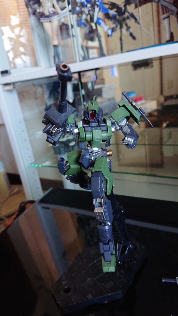 ゲイレールは嬉しそうに倉庫に向かって行った。