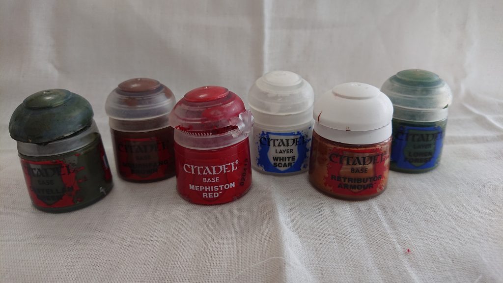今回使ったシタデルカラーは、こんな感じですアーティファクトの感想ですが小さいからこそ、筆ムラも出にくく飾る場所も他のに比べると取らないのでオススメでございます。 頼むから2弾、3弾と続いて欲しい。