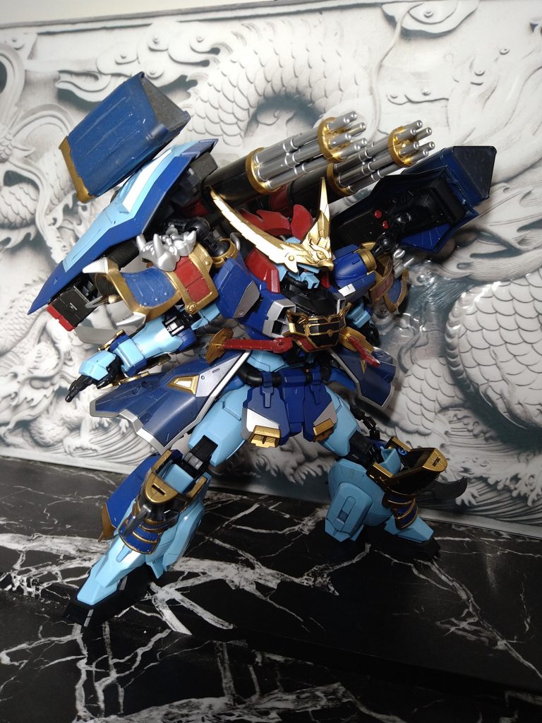 背面ガトリングユニット発射形態中距離支援攻撃用