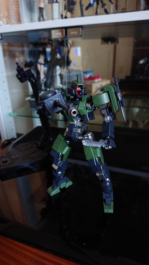 仲間にしろと銃を向けてきた。