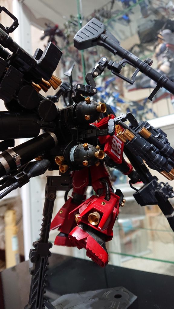 写真撮るの忘れてましたが、上のアームも下のアームも綺麗に折り畳む事が出来ます。この辺もMGを意識してます。