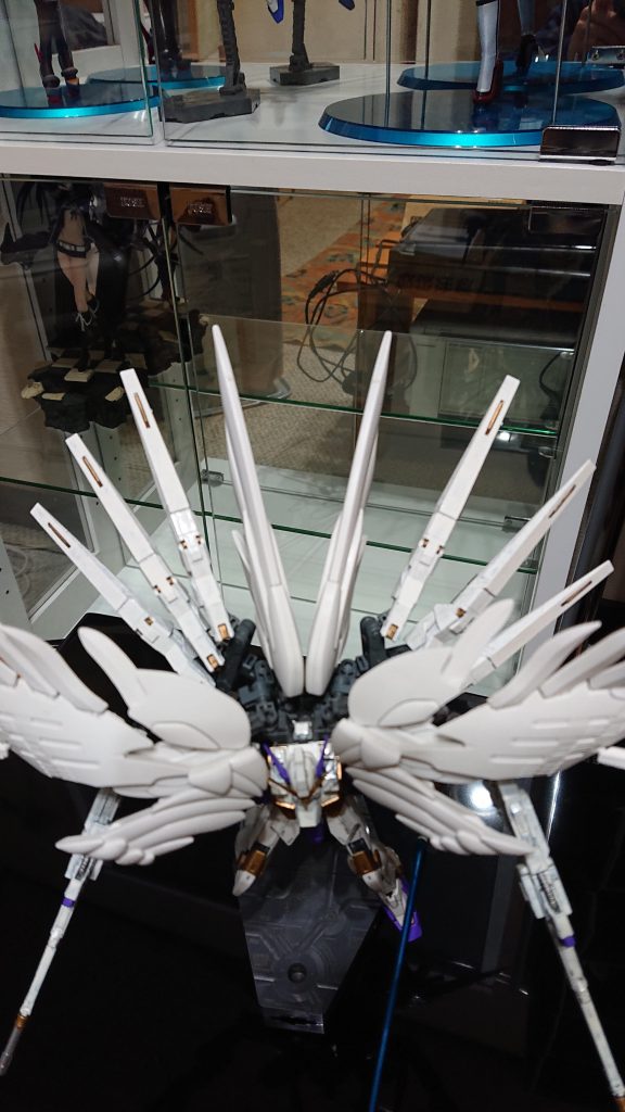 移動する際にも6門のドライツバーグにより高速移動可能。