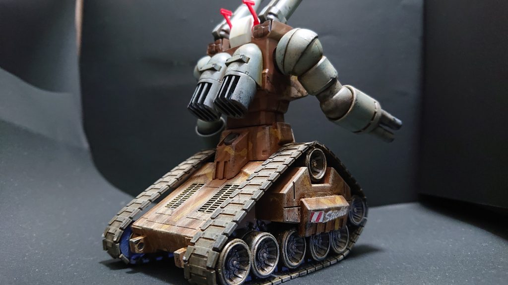 背中のディテールが戦車っぽくてかっこいいですね！