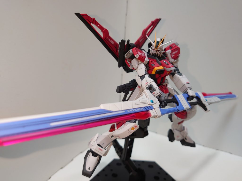 ソードインパルスといったらこのポーズは外せない。そこまで上手く出来てないけど個人的には満足。