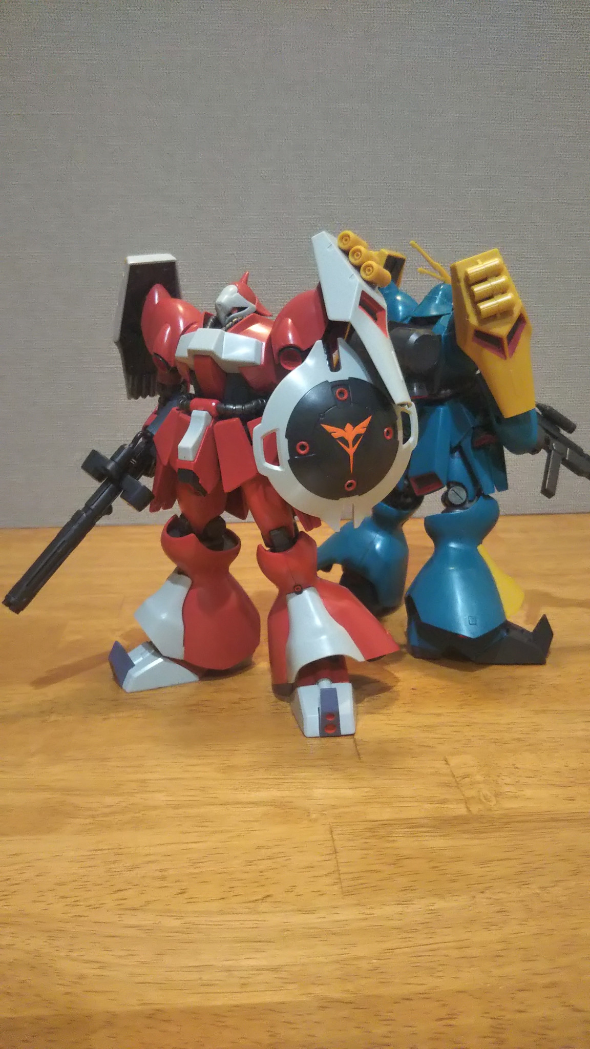 Hguc ヤクト ドーガ クェス専用 ガンプラ日和さんのガンプラ作品 Gunsta ガンスタ