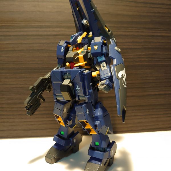 ヘイズル・アウスラ(次世代量産機)　実戦配備カラー