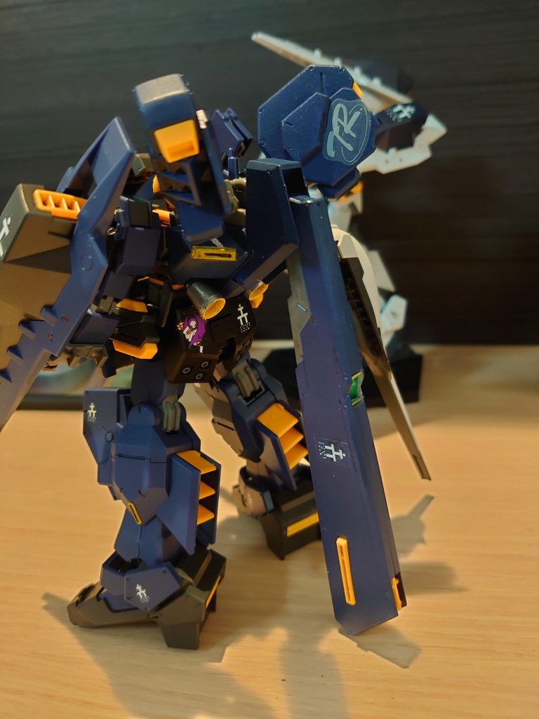 黒いアウスラ–2枚目/制作者：ていね