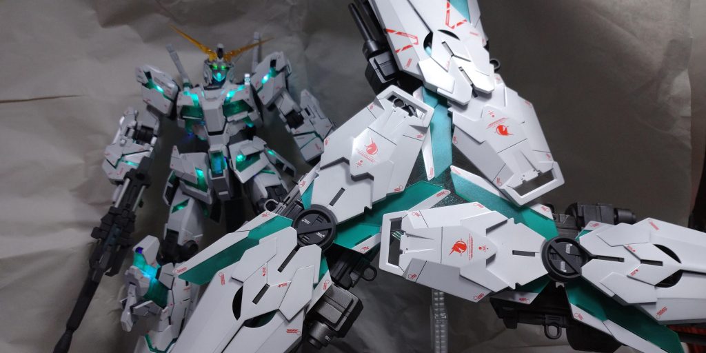 この盾３つとんでもなくでかくて撮る場所確保出来ず。。