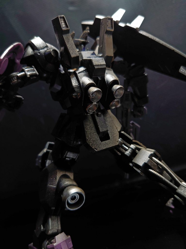 RX-178Knee:膝蹴–2枚目/制作者：kgym0